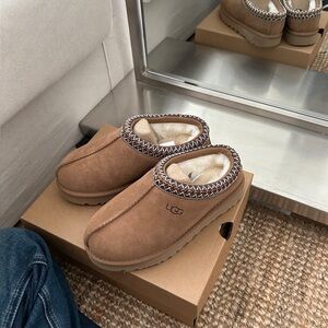 UGG Tasman Slipper Chestnut